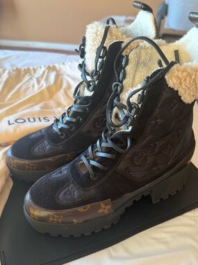 Louis Vuitton Black Quilted Monogram Shearling Lace-Up Boots